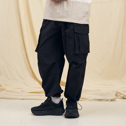 Boysnextdoor Lightweight Cargo Pants in Black
